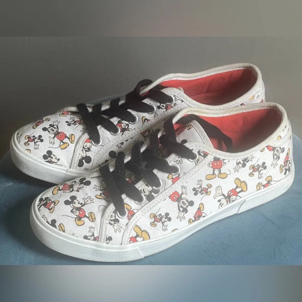 Mickey Mouse Disney and Friends‎ Low Top Lace Up Sneakers Shoes  Sz 7 Cartoon